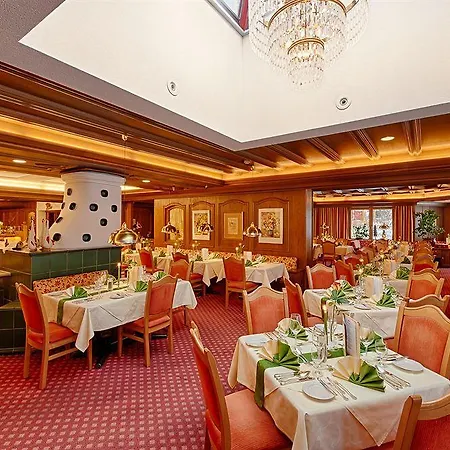 Hotel Thermenwelt Pulverer