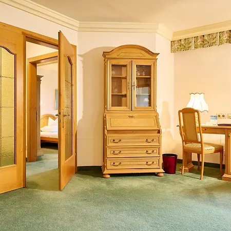 Hotel Thermenwelt Pulverer 5*