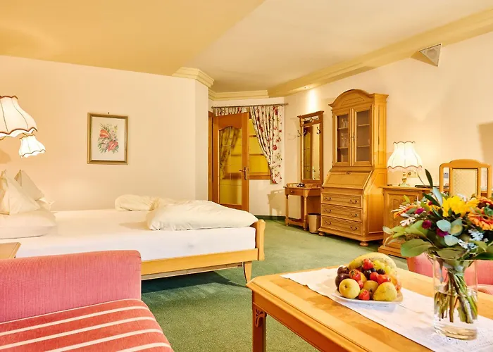 Hotel Thermenwelt Pulverer 5*