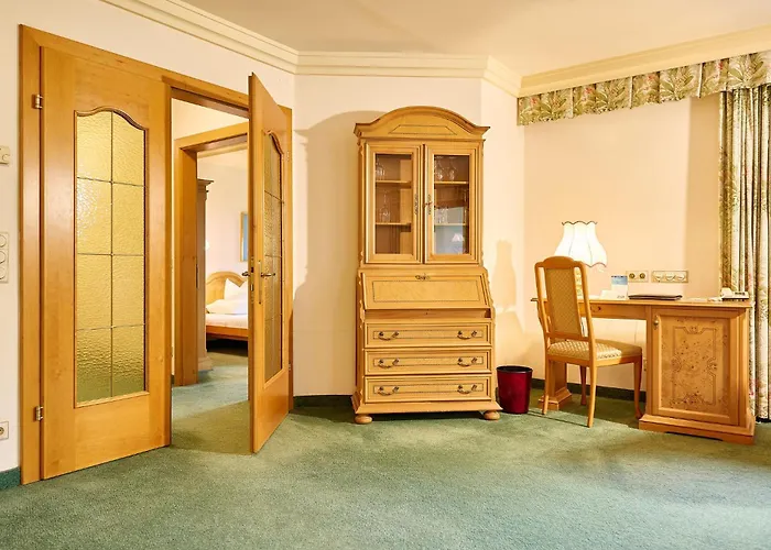 Hotel Thermenwelt Pulverer 5*